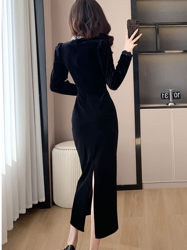 Autumn Winter Black Velvet Dresses for Women Embroidered Flares O-neck Long Sleeves High Slit Evening Party Prom Robe Mujer New