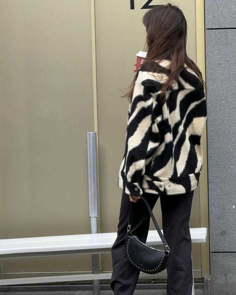 Autumn Zebra Print Color Blocking Jacket Women Lapel Snap Button Loose Coat 2024 New Female Casual Highstreet Outwears Coats