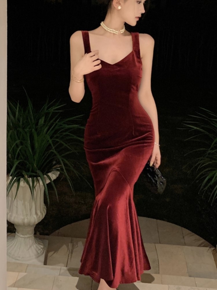 Elegant Solid Velvet Dress Women Spaghetti Strap Slim Mermaid Wrap Hip Autumn Vintage Female Evening Party Wedding Vestidos New